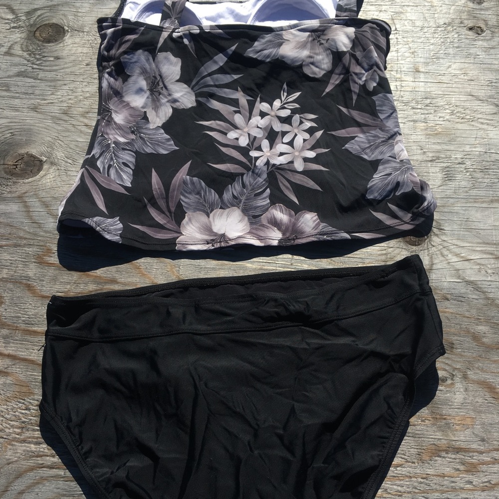 Tankini - Picture 2 of 2